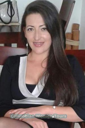 173363 - Yasmin Age: 42 - Colombia