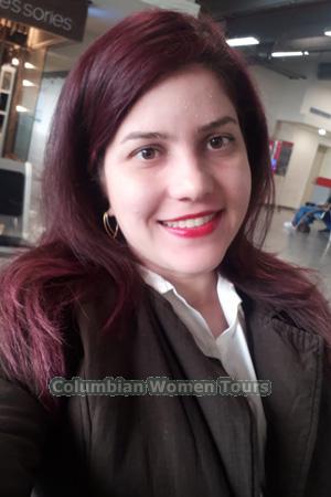185734 - Laura Age: 31 - Colombia