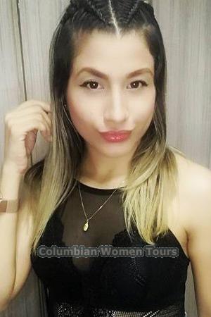 198157 - Yaireth Age: 26 - Colombia