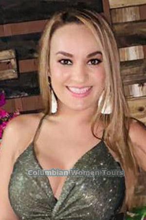 201266 - Karina Age: 32 - Costa Rica