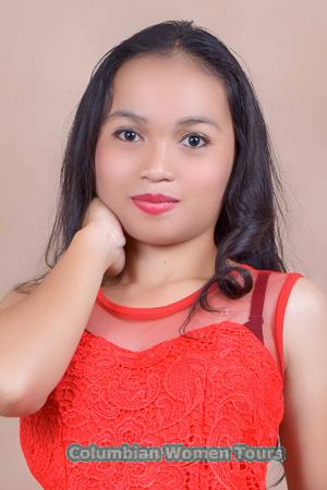 209764 - Ginalyn Age: 20 - Philippines