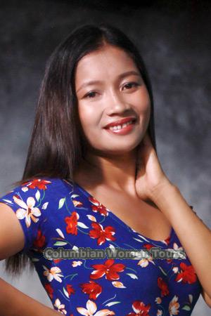 211051 - Daisy Age: 27 - Philippines