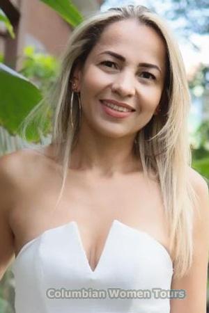 217040 - Gloria Elena Age: 41 - Colombia