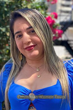 223127 - Monica Age: 43 - Colombia