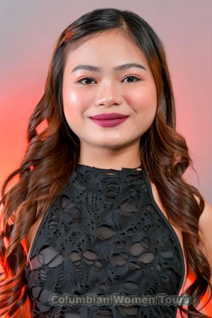 223852 - Jeramae Age: 19 - Philippines