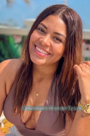 226704 - Daniela Age: 29 - Colombia