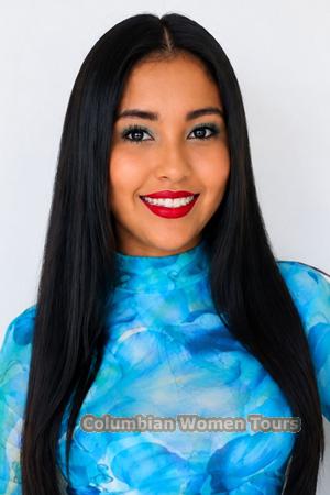 227695 - Daniela Age: 26 - Colombia