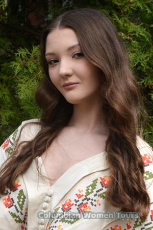228185 - Sofia Age: 18 - Ukraine