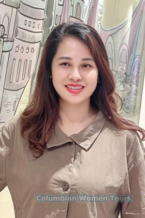 228526 - Qin ying Age: 44 - China