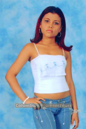 69503 - Diana Age: 24 - Colombia