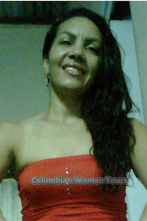 83689 - Carmen Alicia Age: 41 - Colombia
