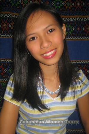 86810 - Joan Age: 23 - Philippines