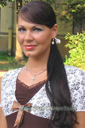 99222 - Elena Age: 43 - Russia